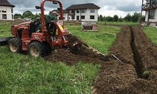 Копка траншей для водопровода в Шарыпово: цена за метр от 930 руб.